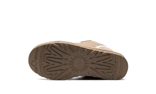 UGG™ Lowmel "SAND"
